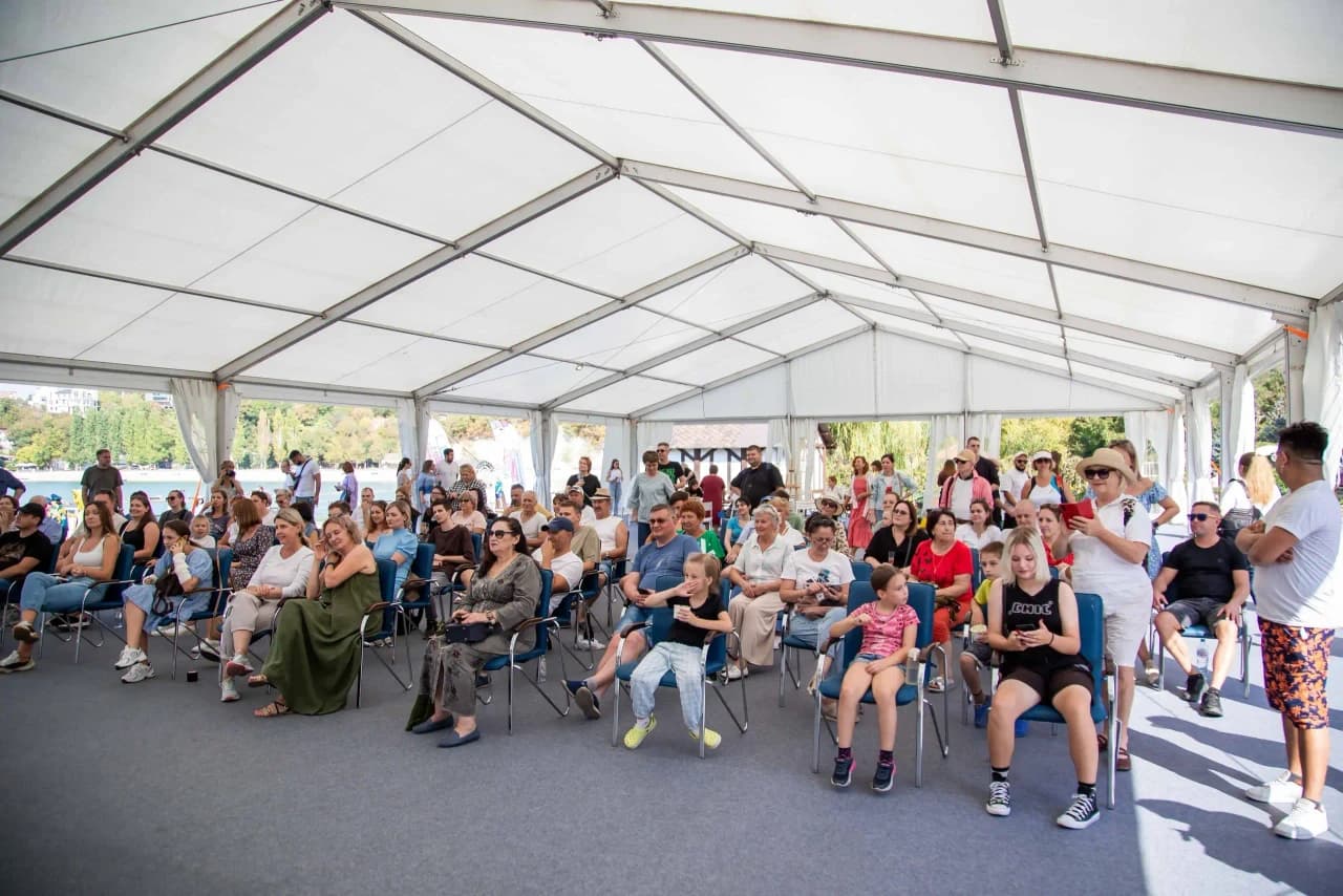 Аренда шатров для мастер-классов на фестивале Черноморская винная неделя - фото 6