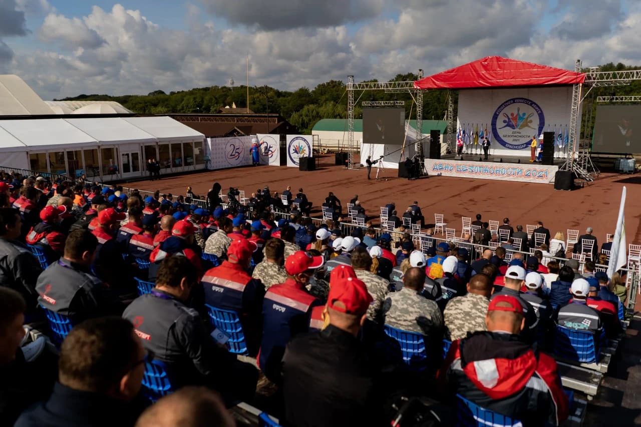 Аренда комплекса тентовых конструкций для организации корпоративных событий